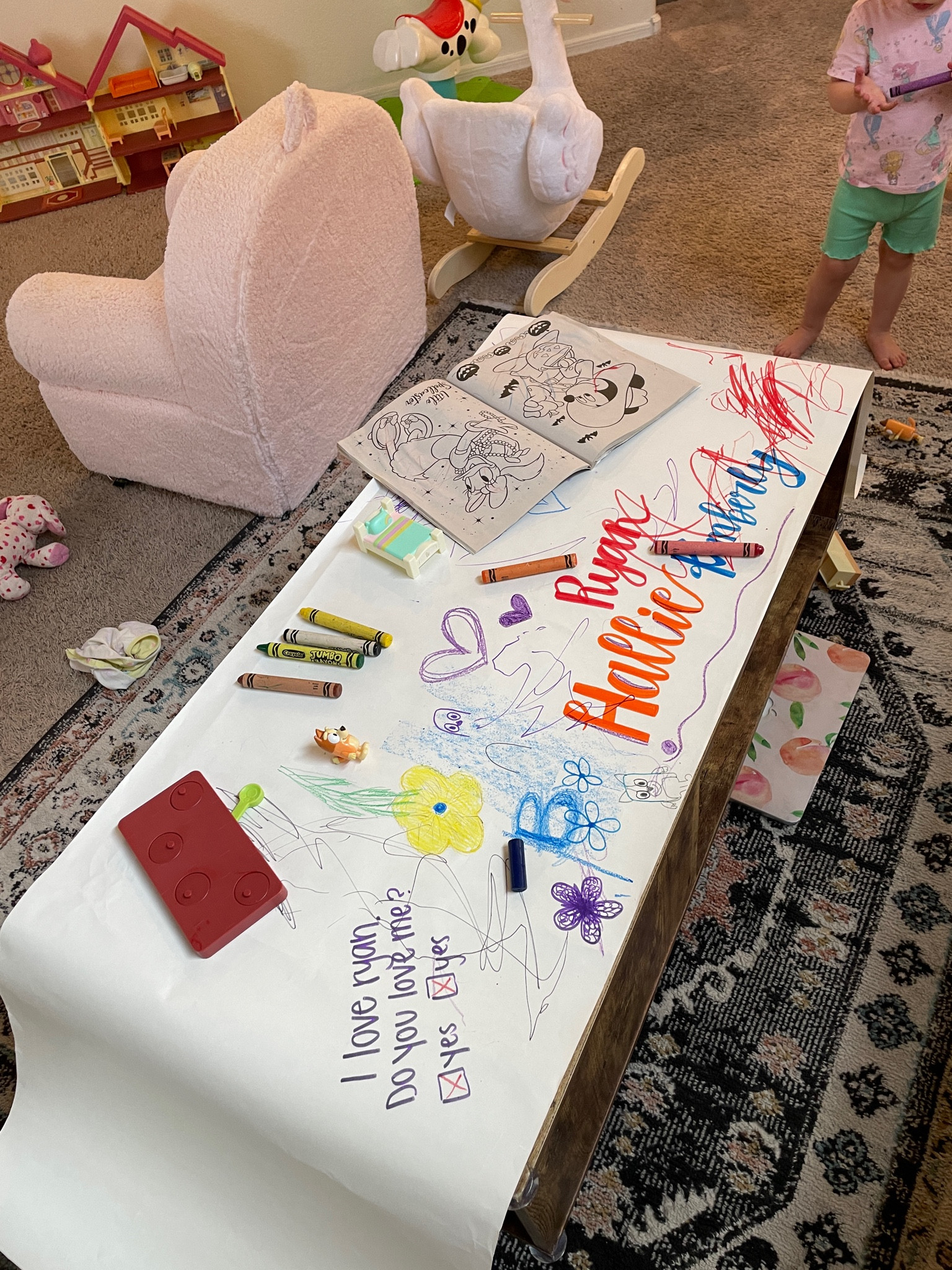 A lazy weekend activity for the whole family! We rolled out yhis sheet of paper and all had a blast coloring and drawing together. 

Kids activities toddler activities coloring indoor family

#LTKkids #LTKfamily #LTKfindsunder50