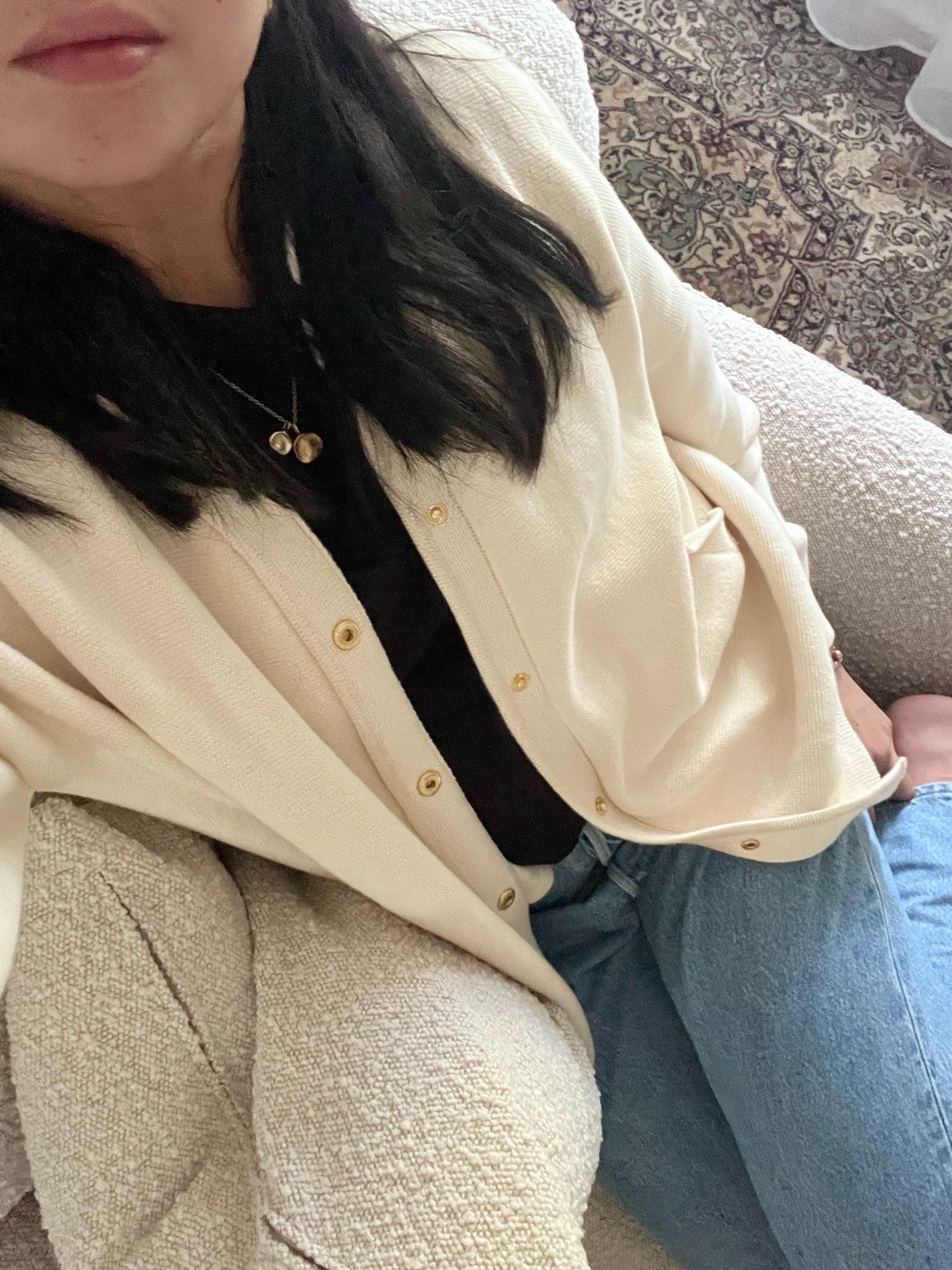 Fits true to size — I’m wearing the Medium.