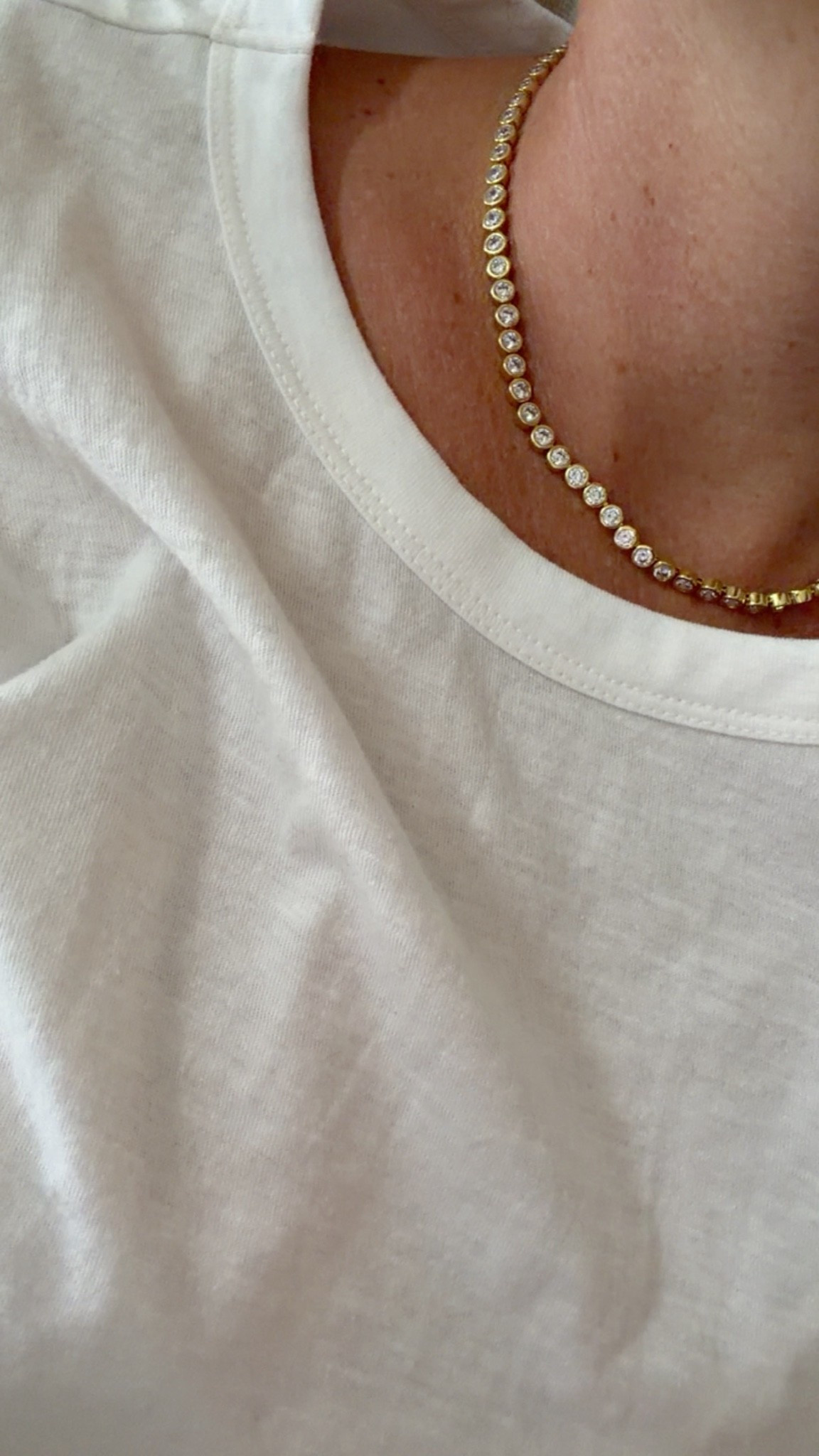 Hands how’s my favorite necklace.