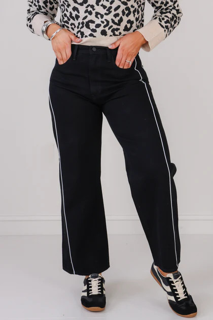 Just Black Black Barrel Twist Jean | The Willow Tree