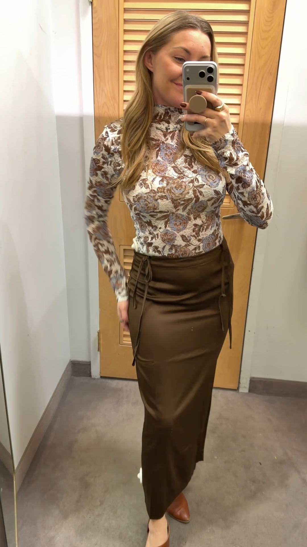 Love this fall fit 

#LTKGiftGuide #LTKHoliday #LTKSeasonal