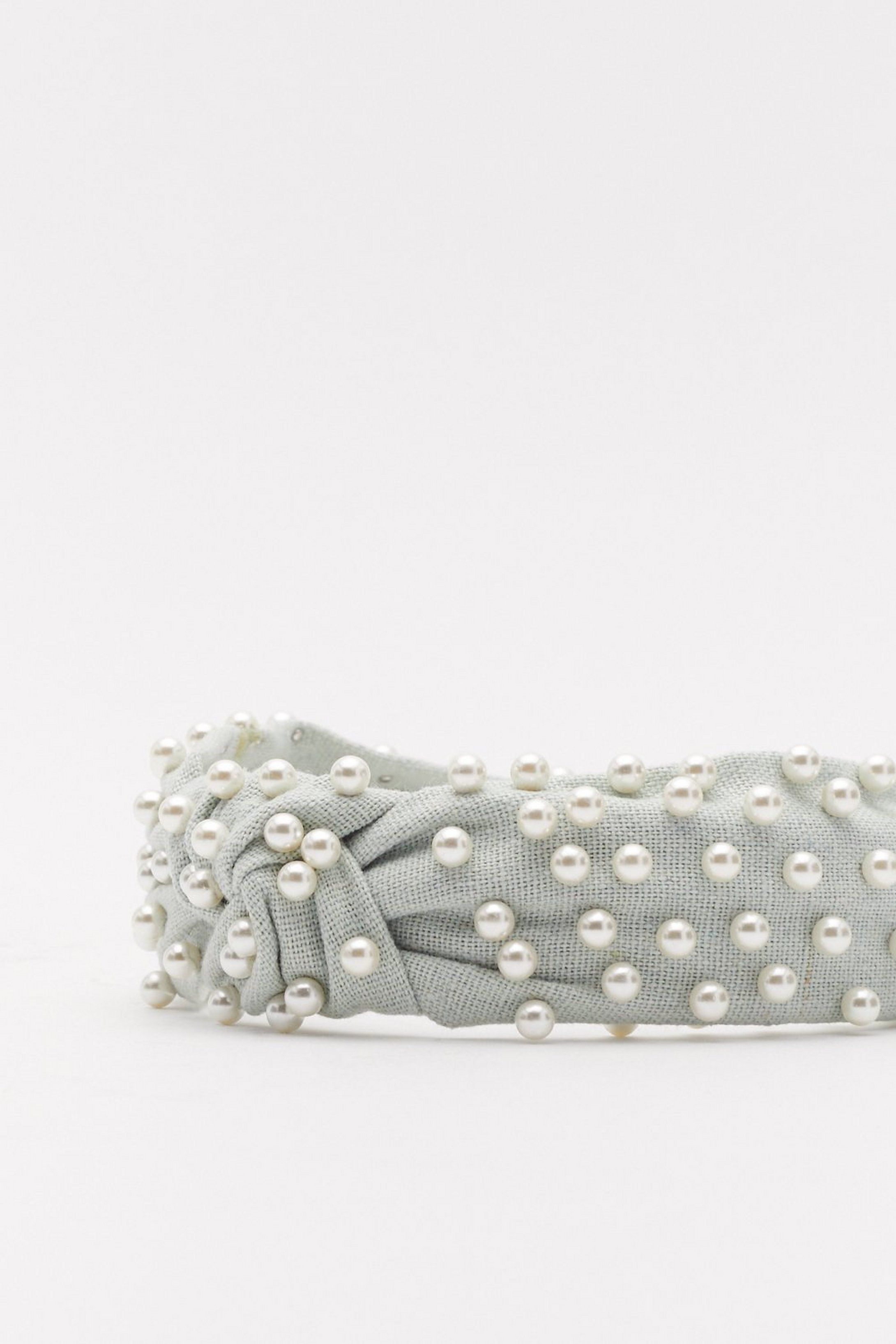 Pearls Like You Embellished Knot Headband | NastyGal (US & CA)