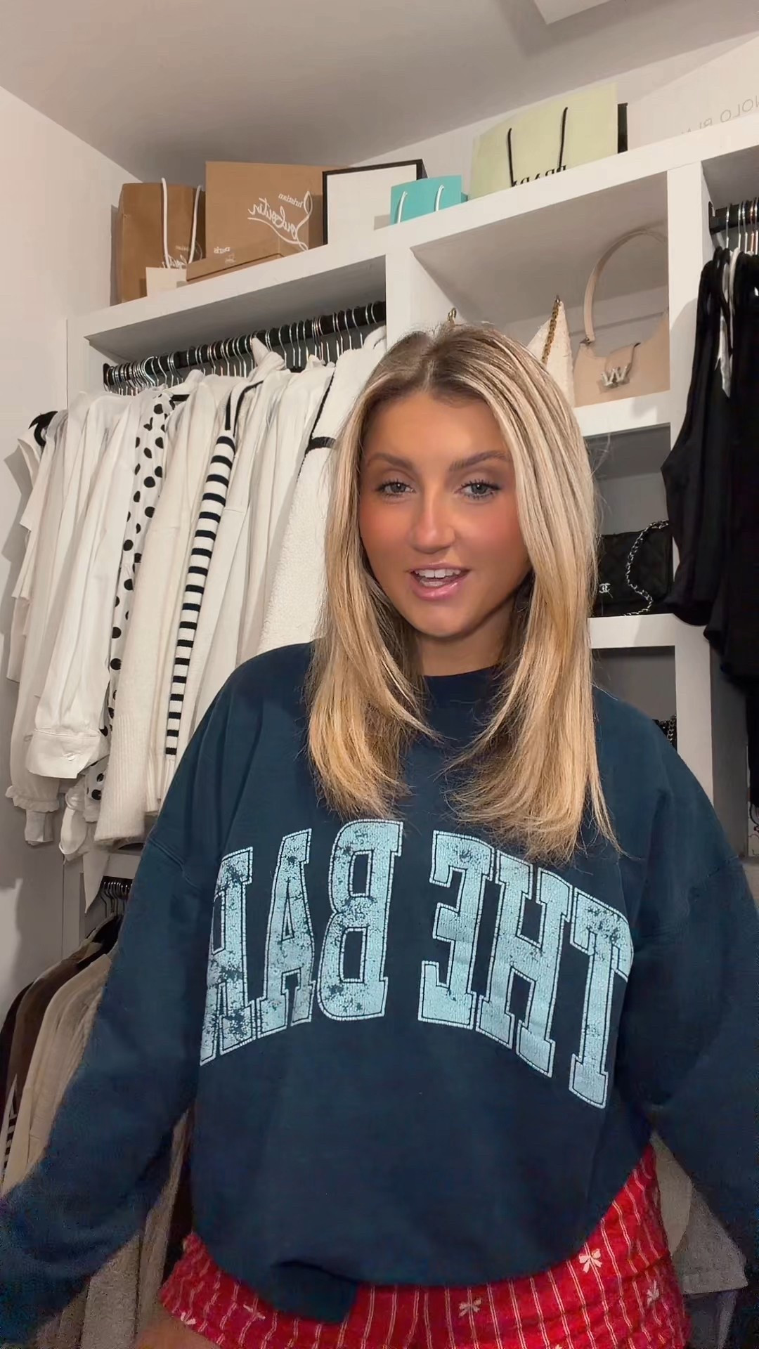 get dressed with me! outfit inspo, outfit ideas, winter ootd, winter outfit inspo, sweaters, casual outfit, Abercrombie denim, jeans

#LTKootd #LTKmorningroutine #LTKFindsUnder100