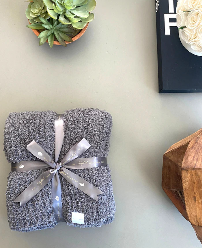 Dream Buttery Blanket | The Styled Collection