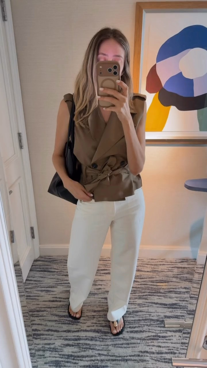 Casual chic outfit that o loved it so much! 
This pants are beautiful, the fitting is perfection! This vest is also super elegant and stylish. The pants runs large, so size one number down, I usually wear size 4, but this one is size 2
Summer outfits 
Pre fall outfits 
Transitional outfits

#LTKootd #LTKU #LTKSeasonal