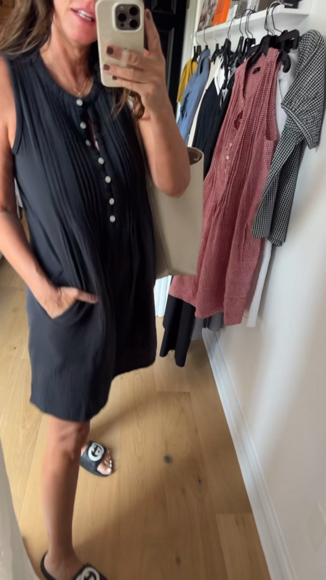 Perfect day dress now in cotton gauze!! Nothing is softer and more light weight for summer! Around $50, this is your easy throw on and go dress!! More colors available 
And yes new handbag is also from @onequince ❤️ 

#quincepartner

#LTKmomlife #LTKTravel #LTKOver40