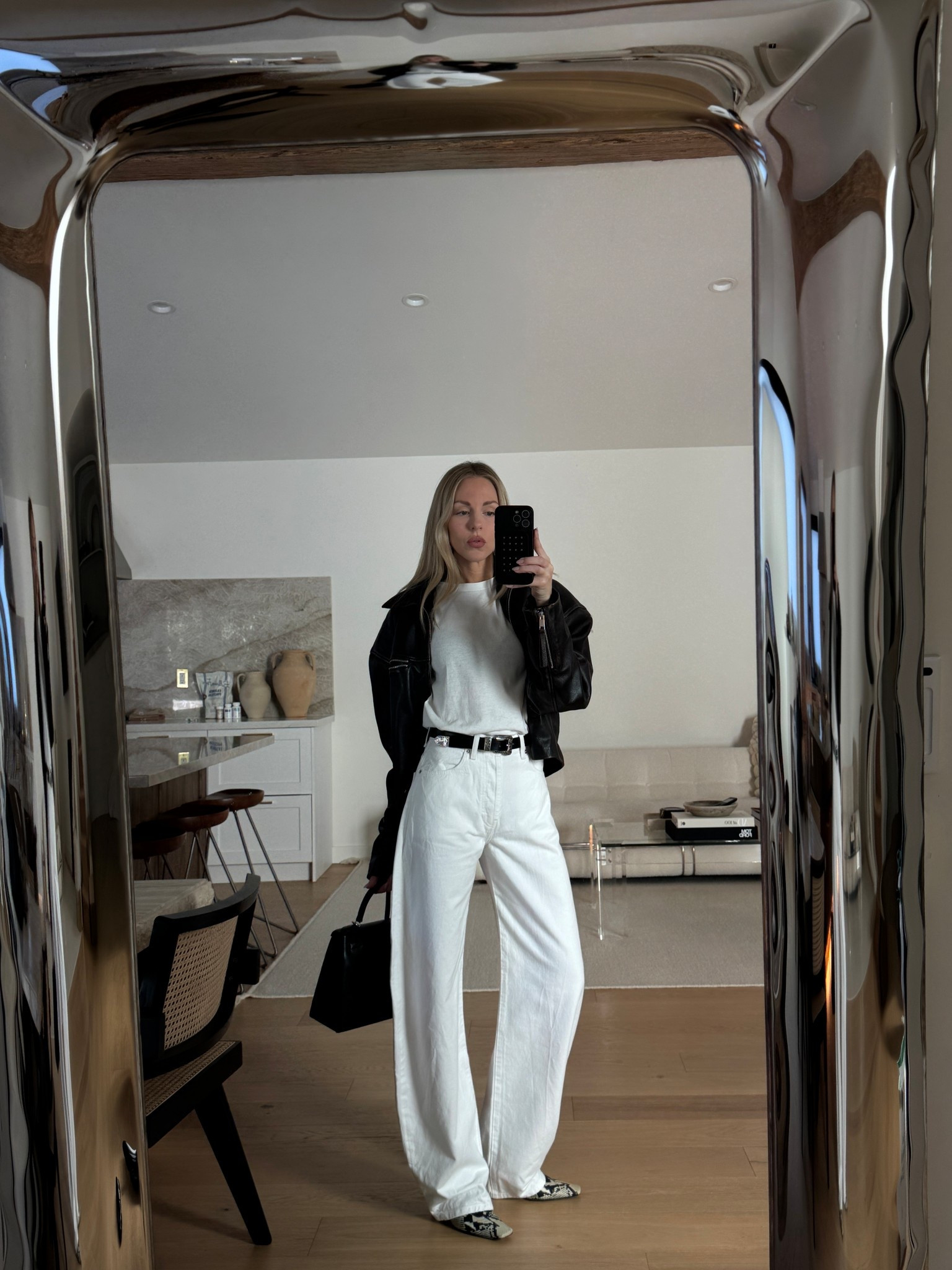 Today’s look 🖤

#LTKgrwm #LTKdayinmylife #LTKootd