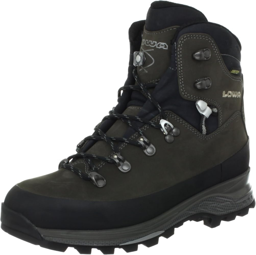 Lowa Women's Tibet GTX WS Backpacking Boot | Amazon (US)