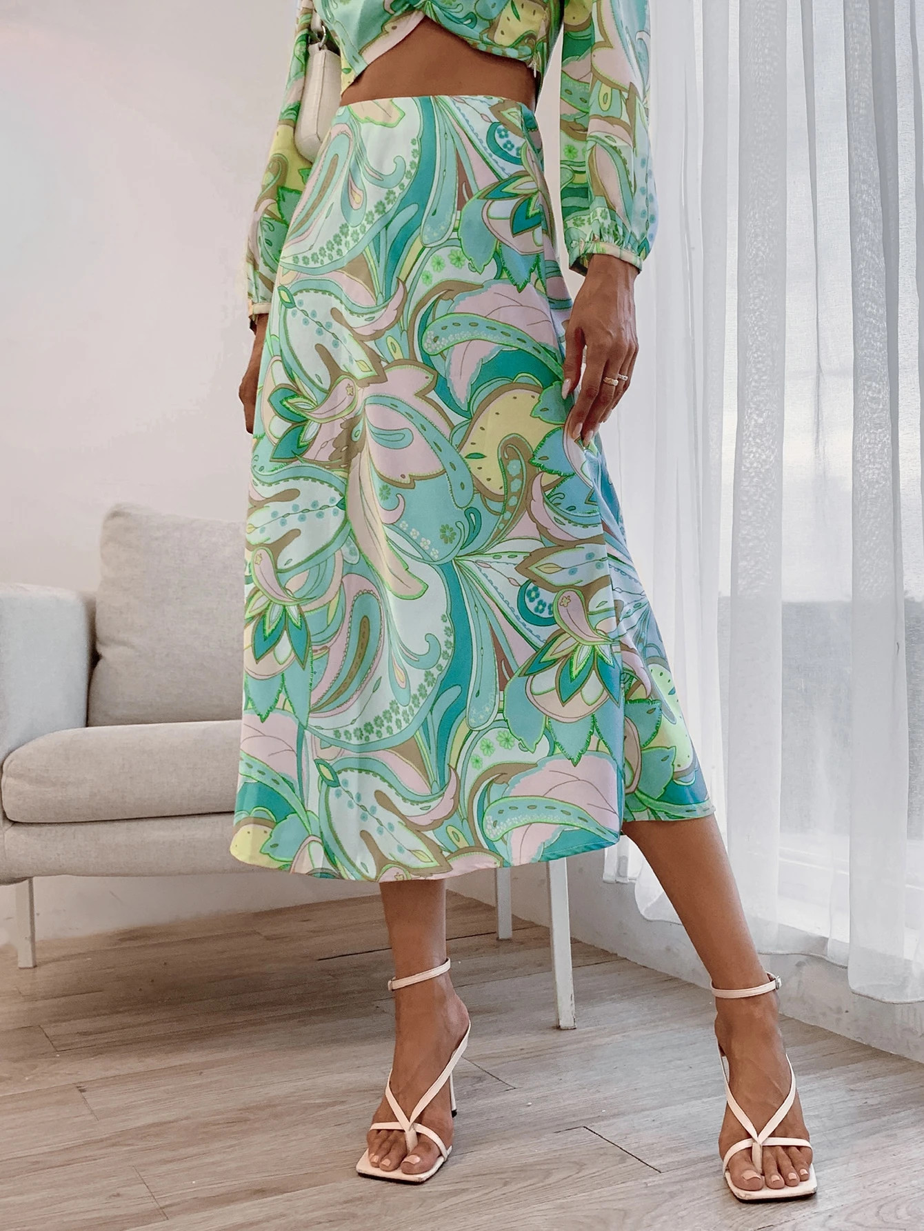 Paisley Print High Waisted A-line Skirt
   SKU: swskirt02210525173      
          (286 Reviews)
... | SHEIN