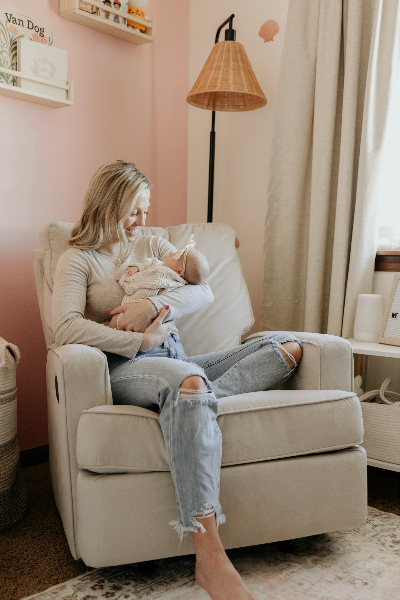 FAV BREASTFEEDING ITEMS! Bras, nursing bras, and more! 

#LTKBaby