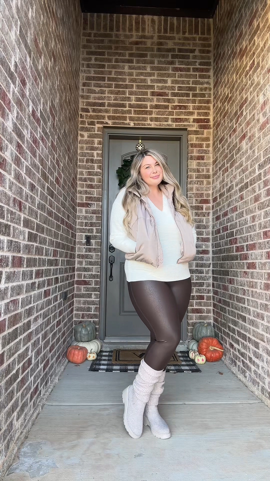 The most versatile boot you’ll need this winter! Comfortable, stylish and water repellent! 👢

#LTKVideo #LTKShoeCrush #LTKMidsize