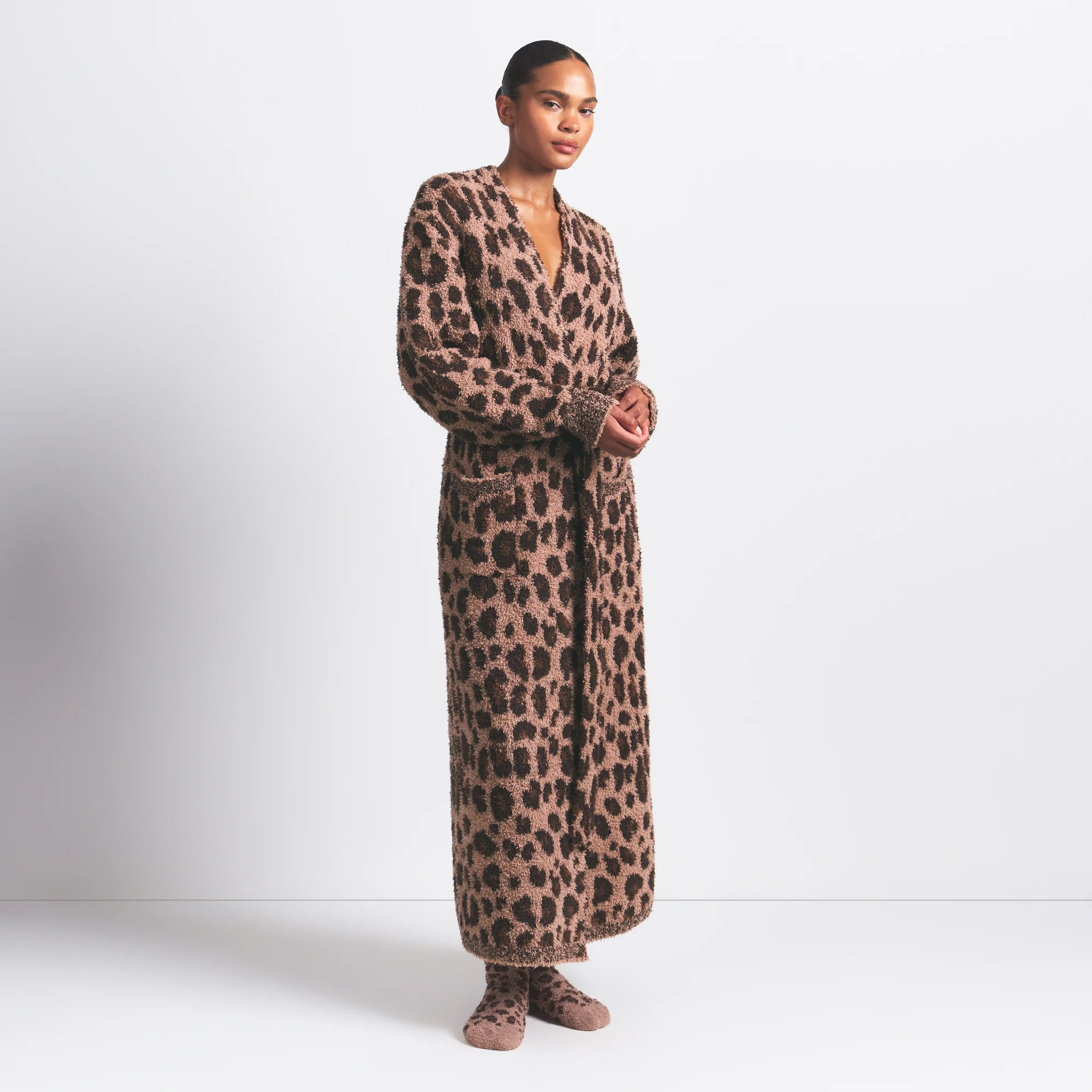 COZY KNIT UNISEX ROBE | SIENNA LEOPARD PRINT | SKIMS (US)