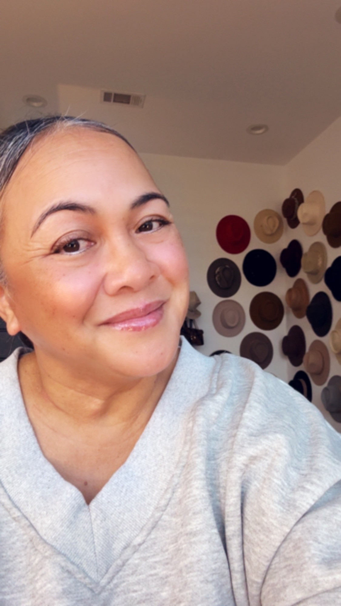 Make up, No make up

#LTKBeauty #LTKmorningroutine #LTKdayinmylife