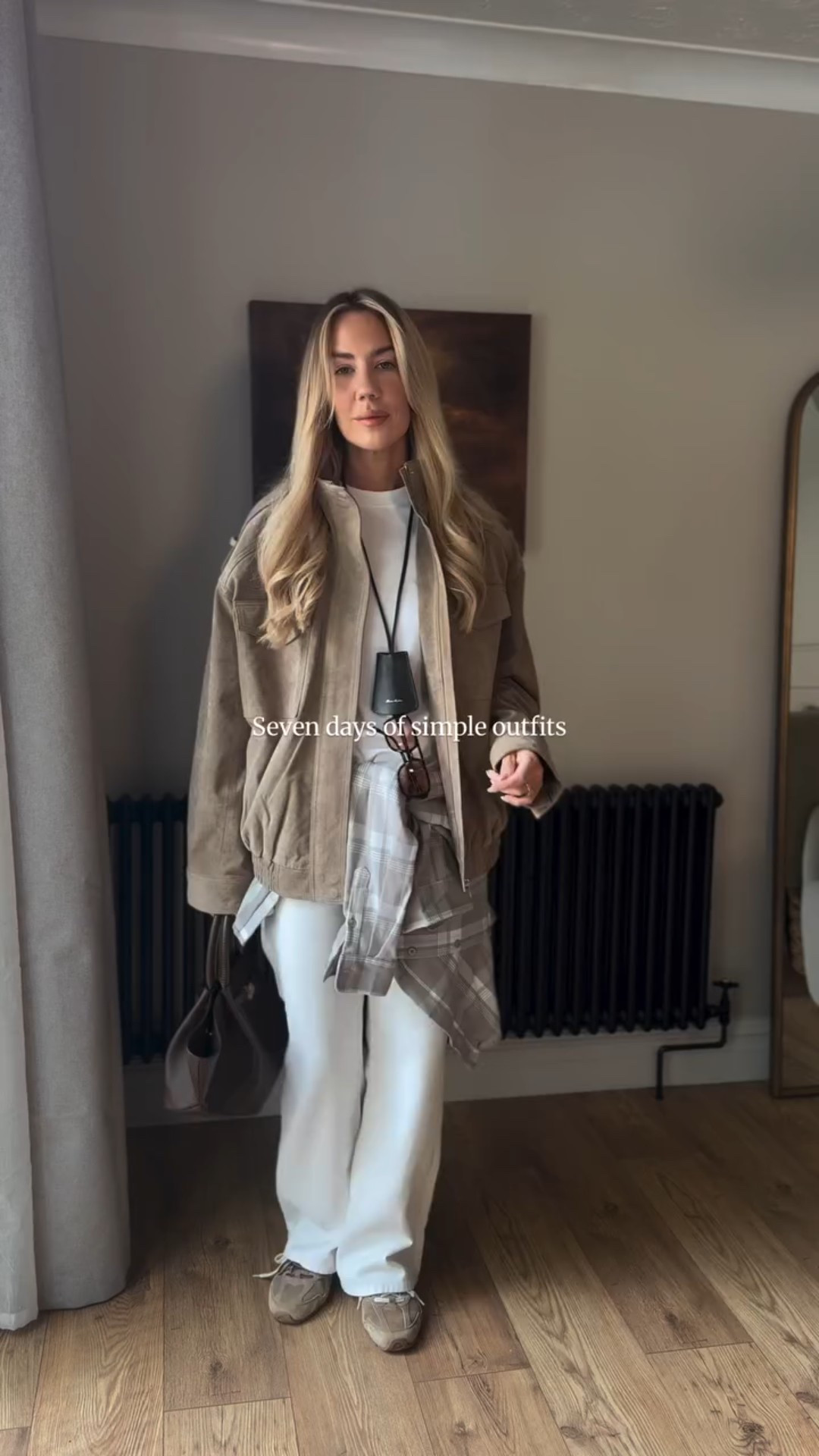 Autumn Outfits 
That are never boring ✨

Most of you asked for casual, lunch outfits and fashion week so here we are, I’ve tried to cover all three a little 🖤

Let me know your favourite 💫