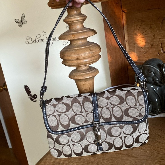 Coach shoulder bag | Poshmark