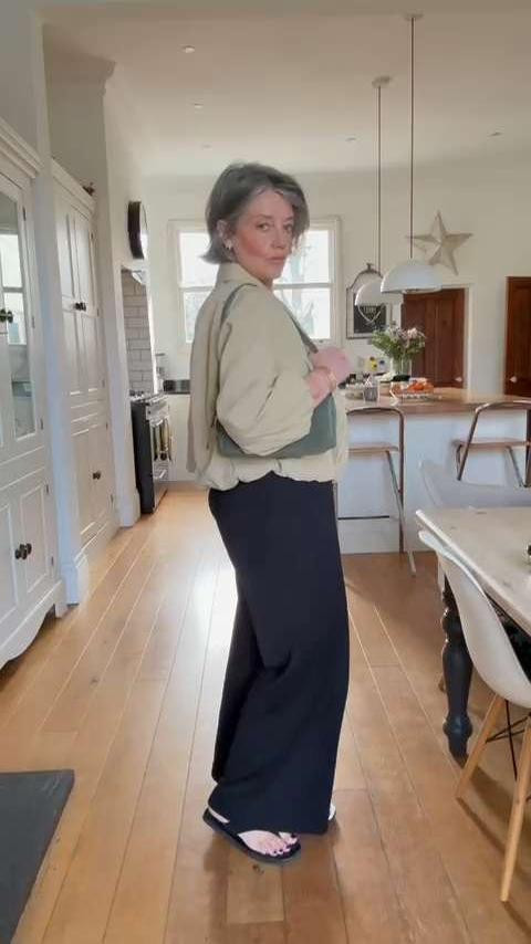 Spring Greens OOTD and how I style Accessories with my Outfit for the Spring! 🌷 
John Lewis Jacket size Medium 
Sezane Will jacket size large
Sezane Clyde Trench size 12
Albaray jeans size 12
Uniqlo jeans size 29/31
Zara trousers size medium 

Wardrobe Staples, Spring Style, Spring Fashion, Spring Outfit, Suede Bag, Ballet Flats, Check Coat, Suede Jacket, Spring Jacket, Everyday Spring Outfit 
 

 

#LTKspring #LTKeurope #LTKuk