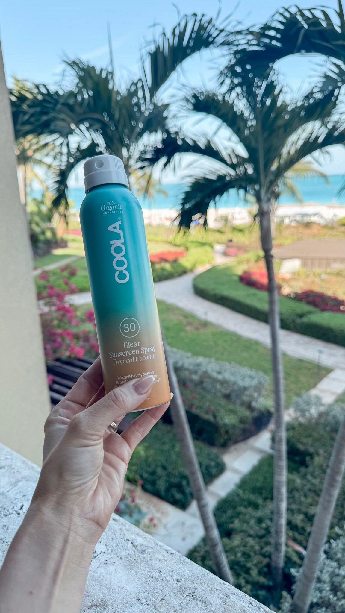 When I tell you this is my favorite sunscreen… I mean it 👏🏼 seriously the best, we go through like 10 bottles every summer 😂

Sunscreen | SPF | Skincare | Beauty

Come Stay Awhile, Amanda Vernaci

#LTKBeauty