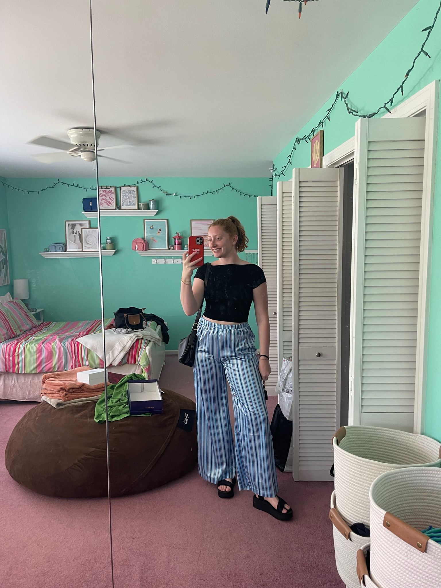 Colorful pants >>> 

#LTKSeasonal #LTKStyleTip #LTKSummerSales