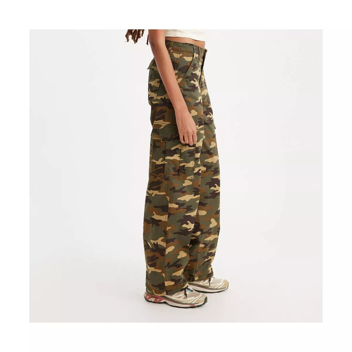 Levi's® Women's Mid-Rise 94's Baggy Cargo Wide Leg Jeans | Target