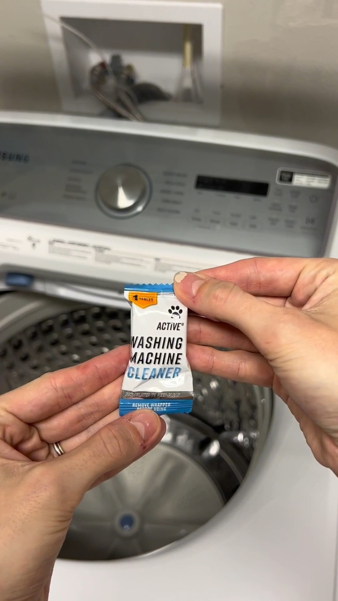 Fresh washer, no pet odors 🐾🫧
These pet formula cleaning tablets work in ALL machines (even HE washers) so your laundry smells clean and stays fresh every time 🙌🏼

#laundryhacks #petowners #cleaning #cleanhomevibes #freshlaundry #homefind #pets

#LTKmomlife #LTKHome #LTKSaleAlert