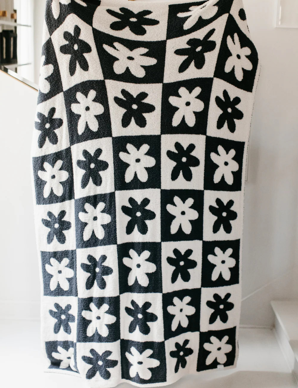 TSC x Tia Booth: Mod Daisy Buttery Blanket | The Styled Collection