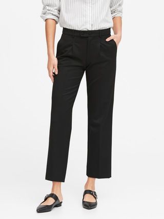 JAPAN EXCLUSIVE Logan Trouser-Fit Pleated Cropped Pants | Banana Republic (US)