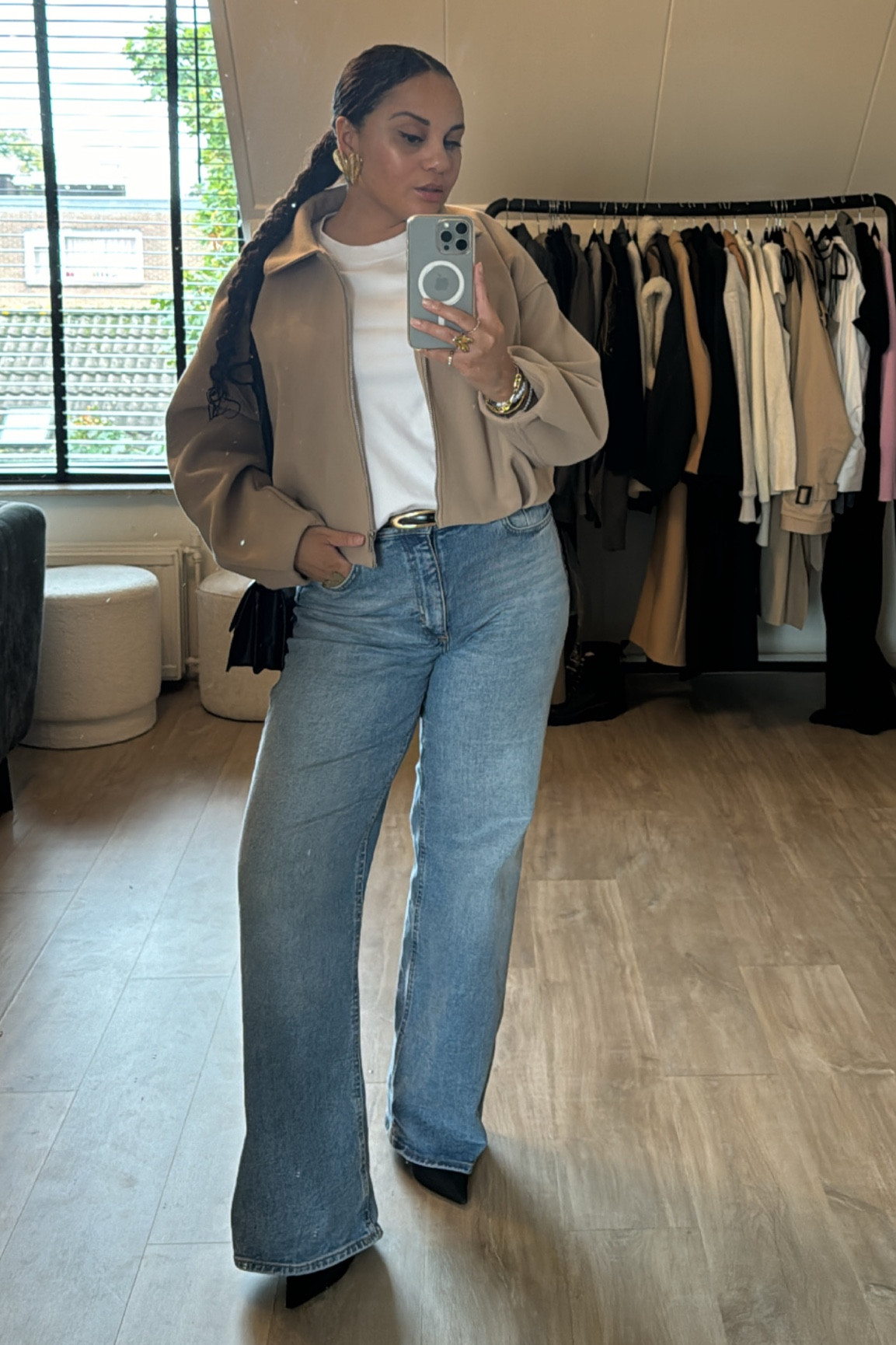 Only high waist wide leg jeans, Size 30/32 (size up, no stretch)! Great fit for curvy body.

Fall outfit, fall outfit inspiration, 

Belt ZARA 1736/232

H&M stretch boots, size up 

Marks & Spencer bag 

Perfect basic white t-shirts 

#LTKworkwear #LTKeurope #LTKstyletip