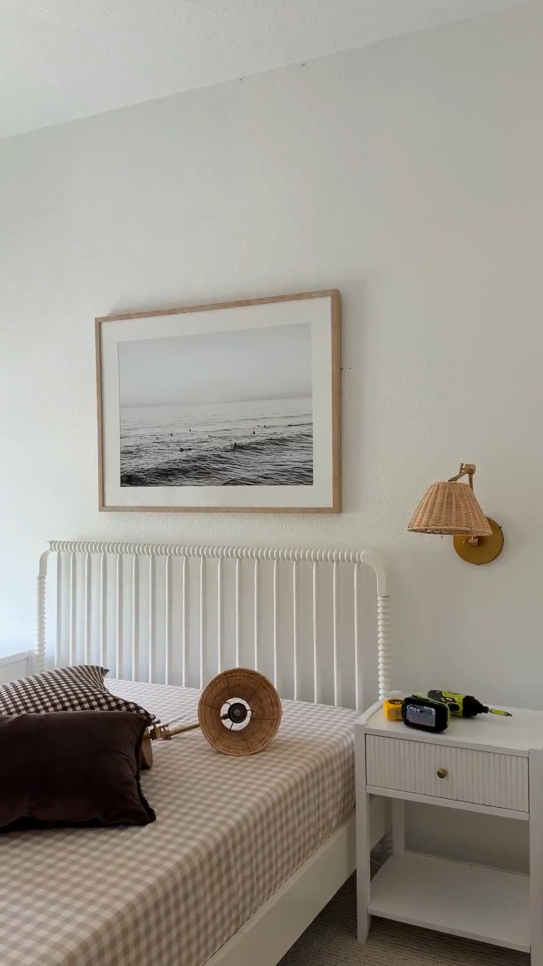 Guest room 🤎

#LTKSeasonal #LTKHome