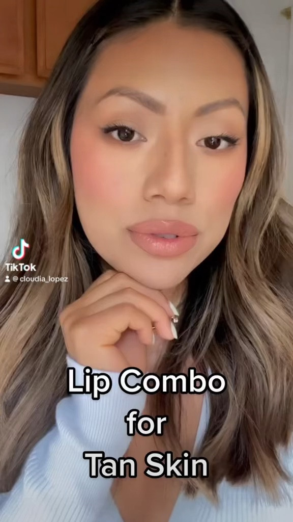 Peachy nude for tan skin 

MAC -Stripdown liner & peaches blush 
Hourglass - Idealist 

#LTKSeasonal #LTKbeauty #LTKFind