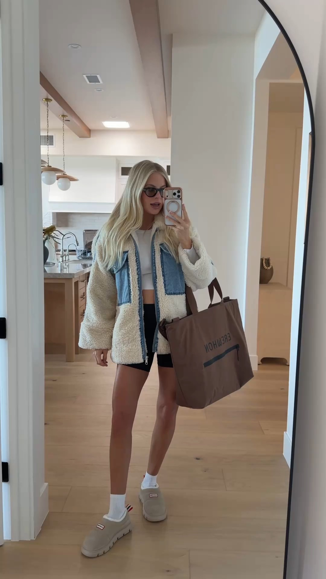 Small in top, small in jacket, 6 in shorts - sized up for bump. True size in shoes! #kathleenpost

Spring transition outfit, bump friendly, maternity look, spring jacket



#LTKdayinmylife #LTKBump #LTKootd