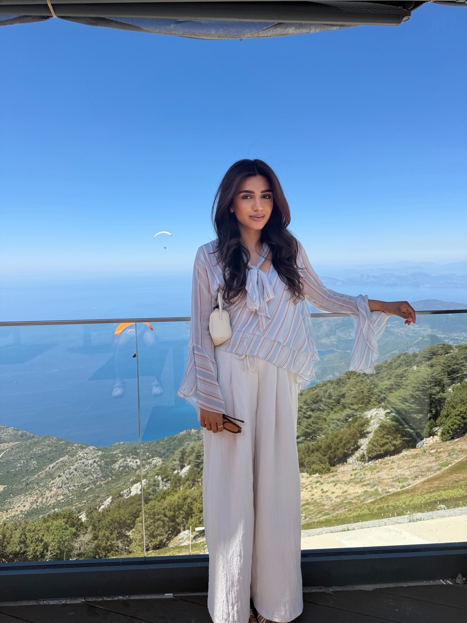The perfect pretty, floaty outfit. ✨

The prettiest blouse paired with my favourite summer trousers. 
I’ve worn these so much that I now own them in two other colours to ✨

#LTKuk #LTKsummer #LTKeurope