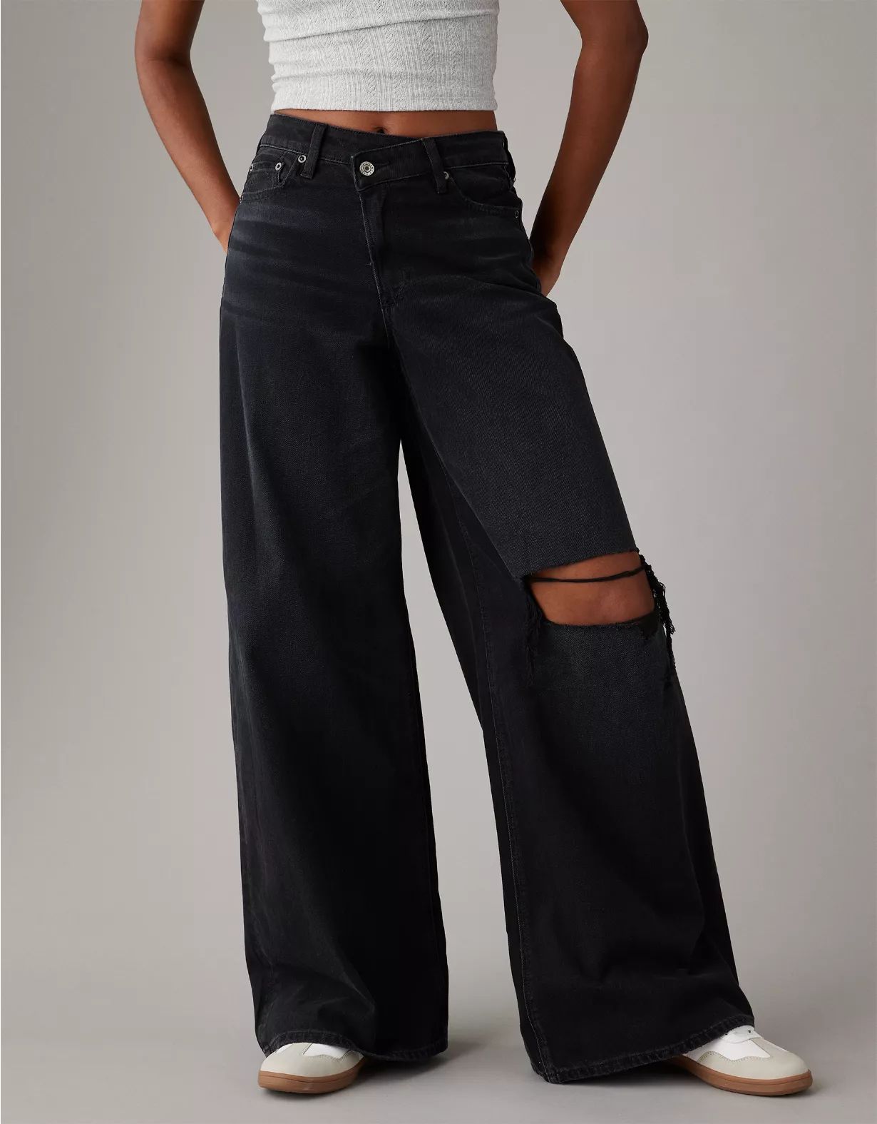 AE Super High-Waisted Ultra Wide-Leg Jean | American Eagle Outfitters (US & CA)