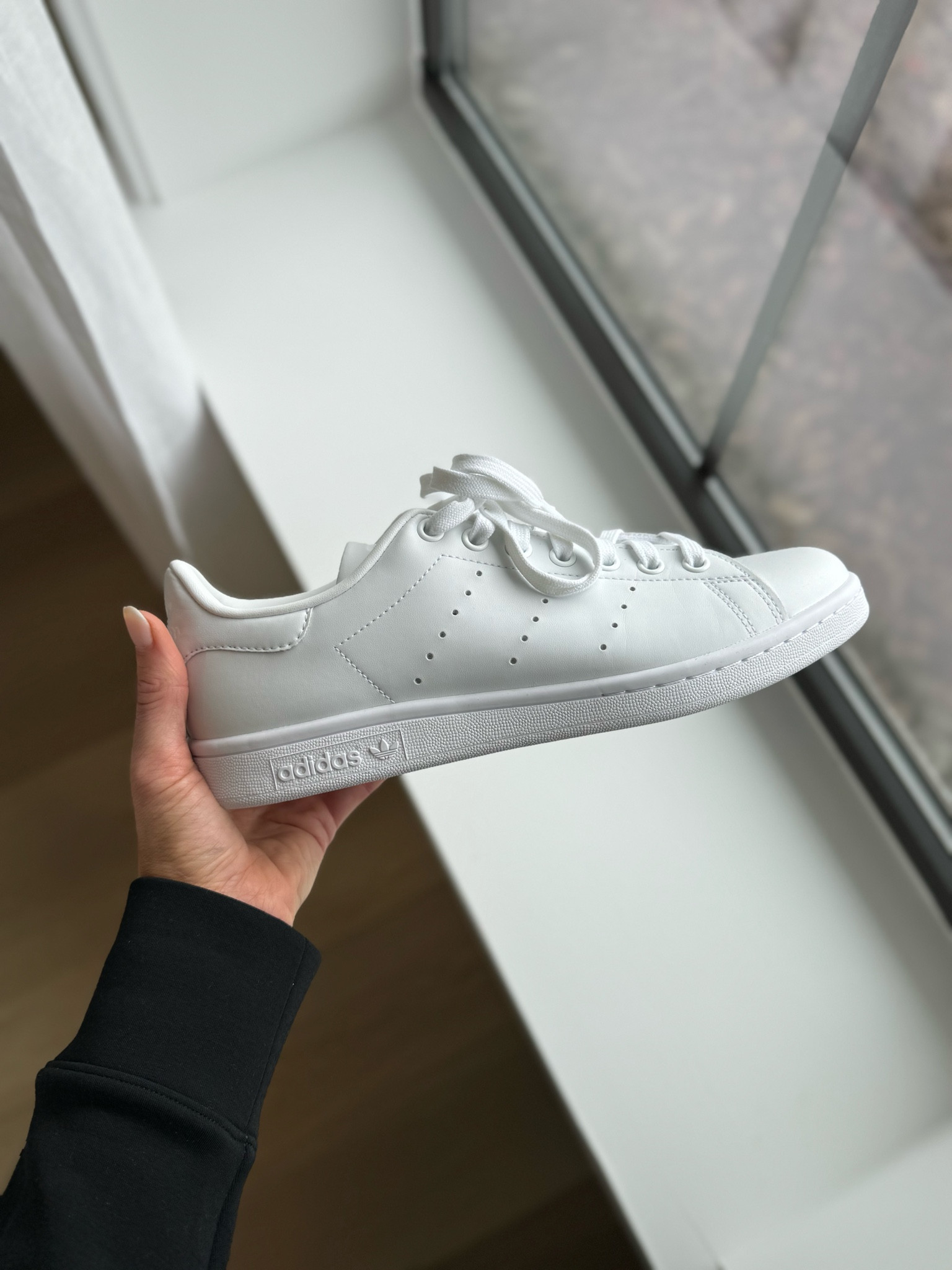 Adidas Stan Smith white sneaker 

#LTKshoecrush