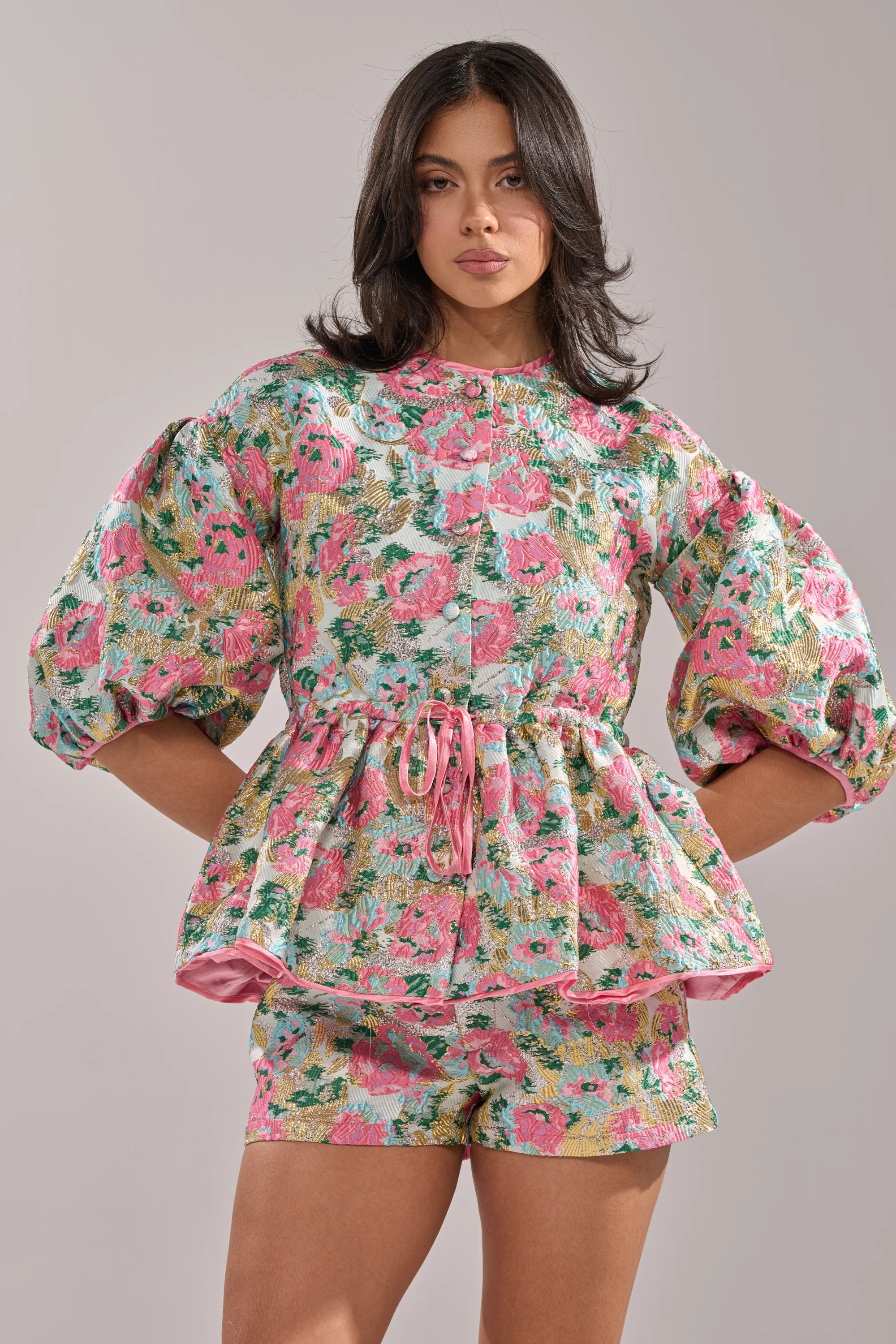 TEA TIME FLORAL BROCADE SHORT SLEEVE BLOUSE | AKIRA