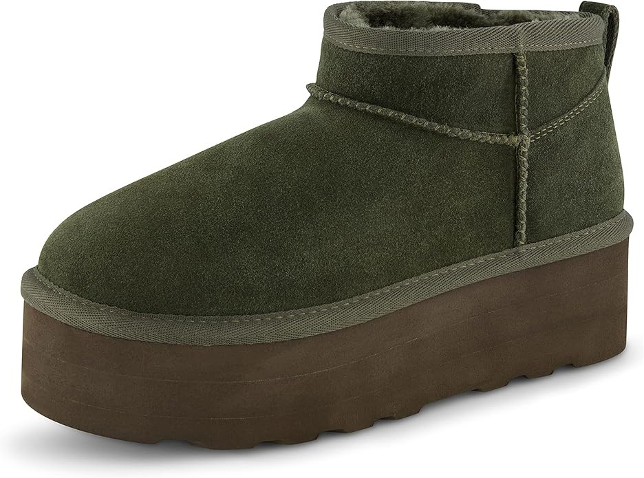 CUSHIONAIRE Women's Hippy Genuine Suede pull on platform boot +Memory Foam | Amazon (US)