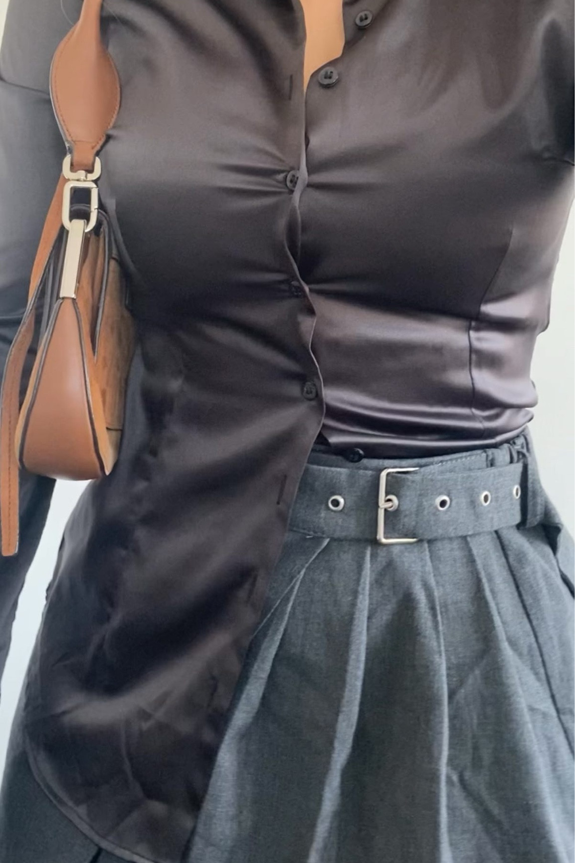 Day 2 of Autumn Outfits 🍂 I thrifted this beautiful fitted shirt by Hawes and Curtis and absolutely love the material and found this one after I found the same in cream 🙈 I’m all for a twist on smart casual this season 😍 Spot the little cutie Coco making her appearance 🖤

Outfit linked with similar items on my LTK 🫶🏽

#pinterestgirl #outfitinspo #suedejacket #suede #autumnfashion #autumnootd #suedebag #miniskirtoutfit #officesiren #styleinspo #fallfashion #fashionuk #outfitchallenge #casualautumnoutfits #pinterestinspired