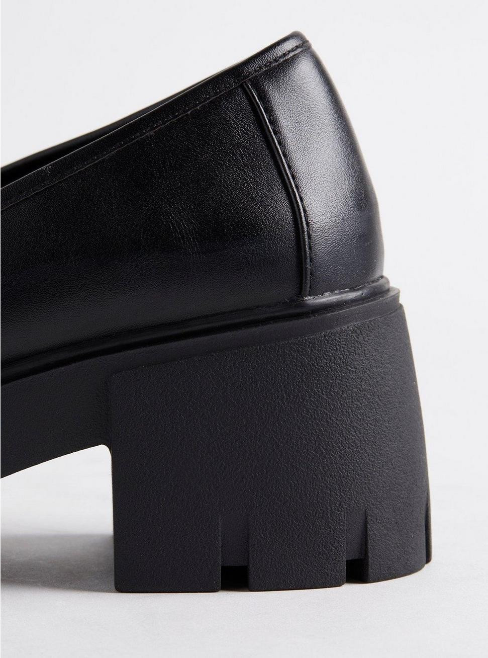 Chunky Loafer (WW) | Torrid (US & Canada)