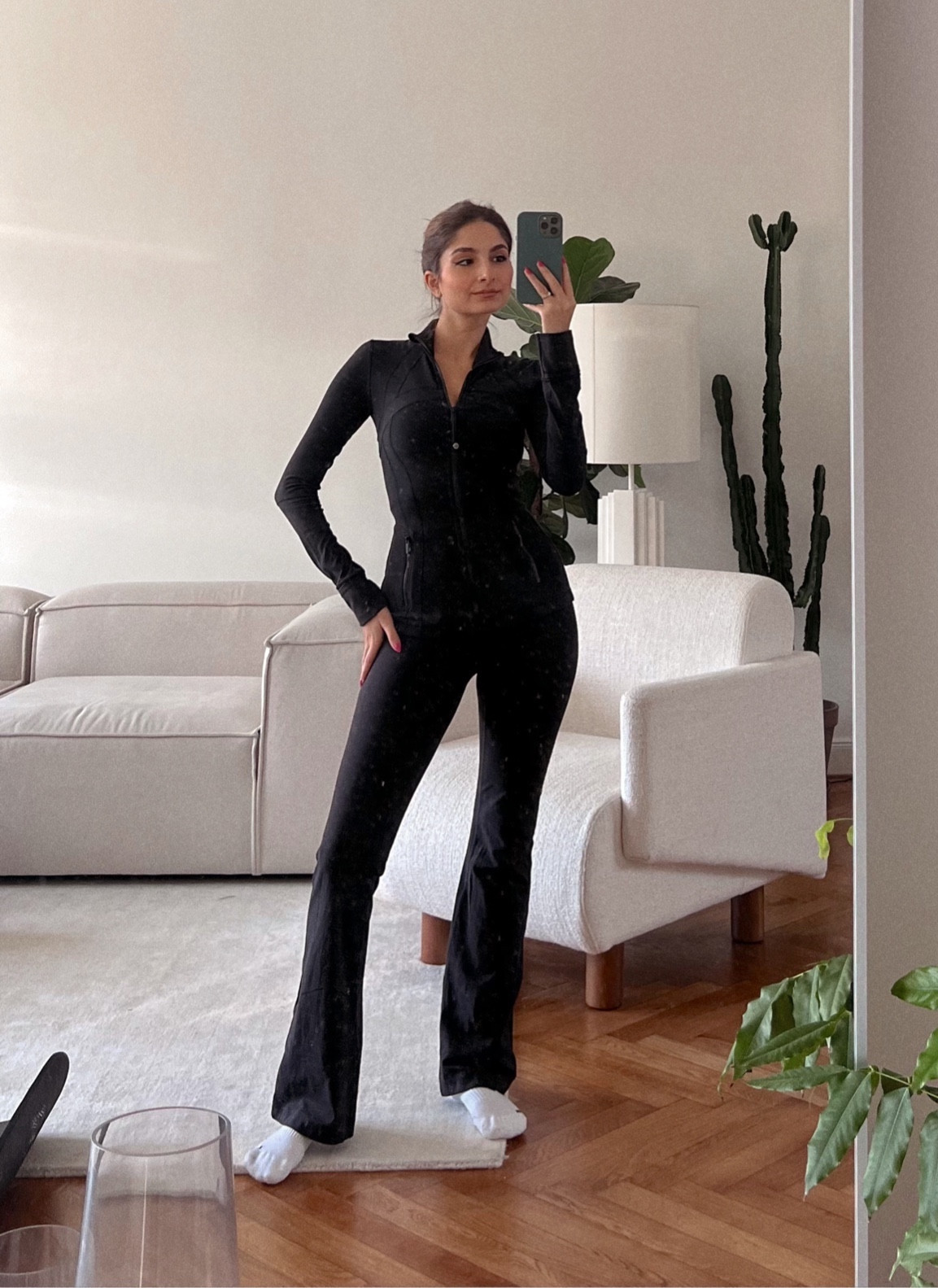 Ad/Werbung - Feeling strong & beautiful in @lululemoneurope 🖤   #lululemoncreator 

#LTKfitness #LTKstyletip