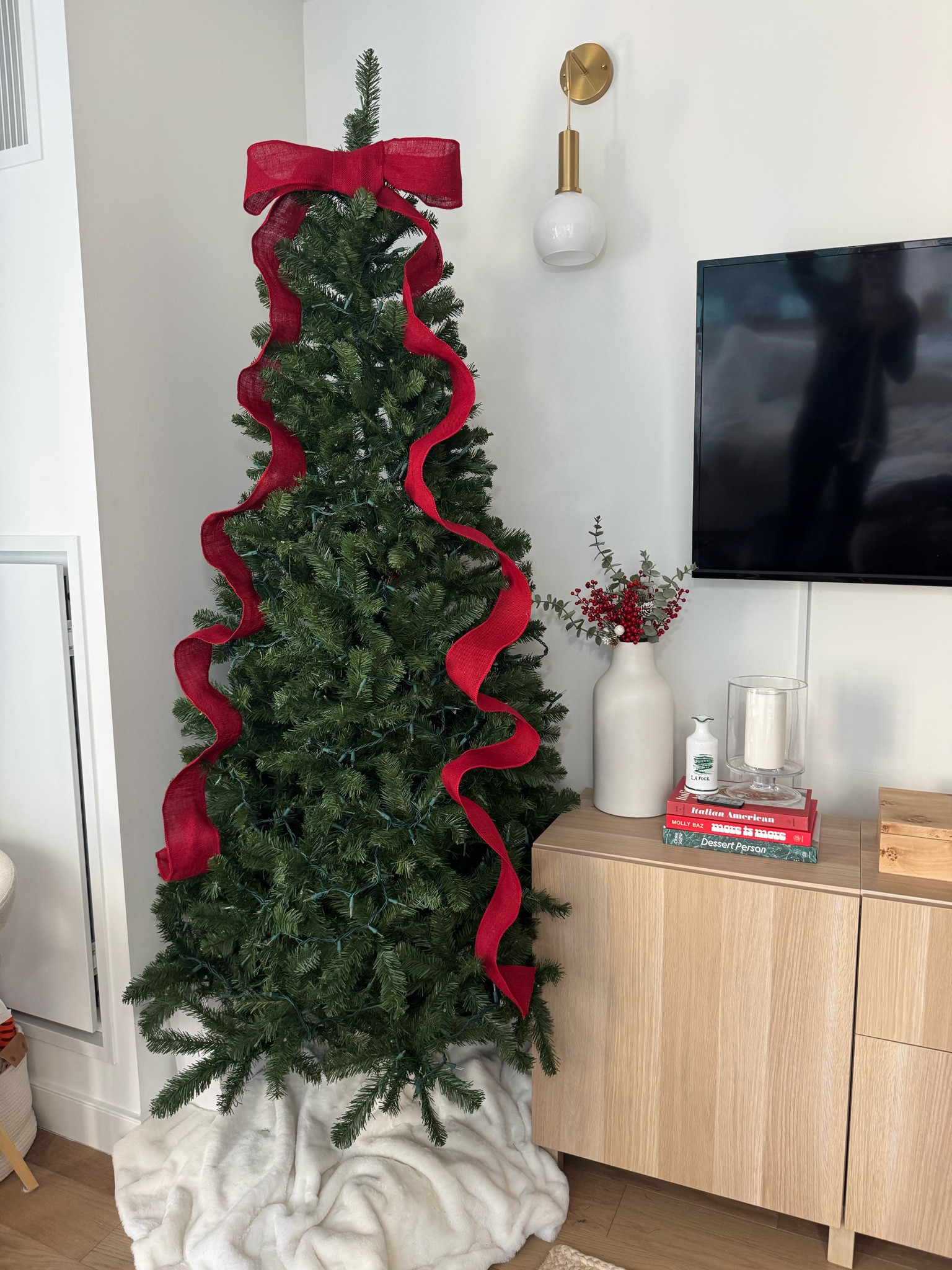 Our Christmas tree from target! 

#LTKGiftGuide #LTKSeasonal #LTKHoliday