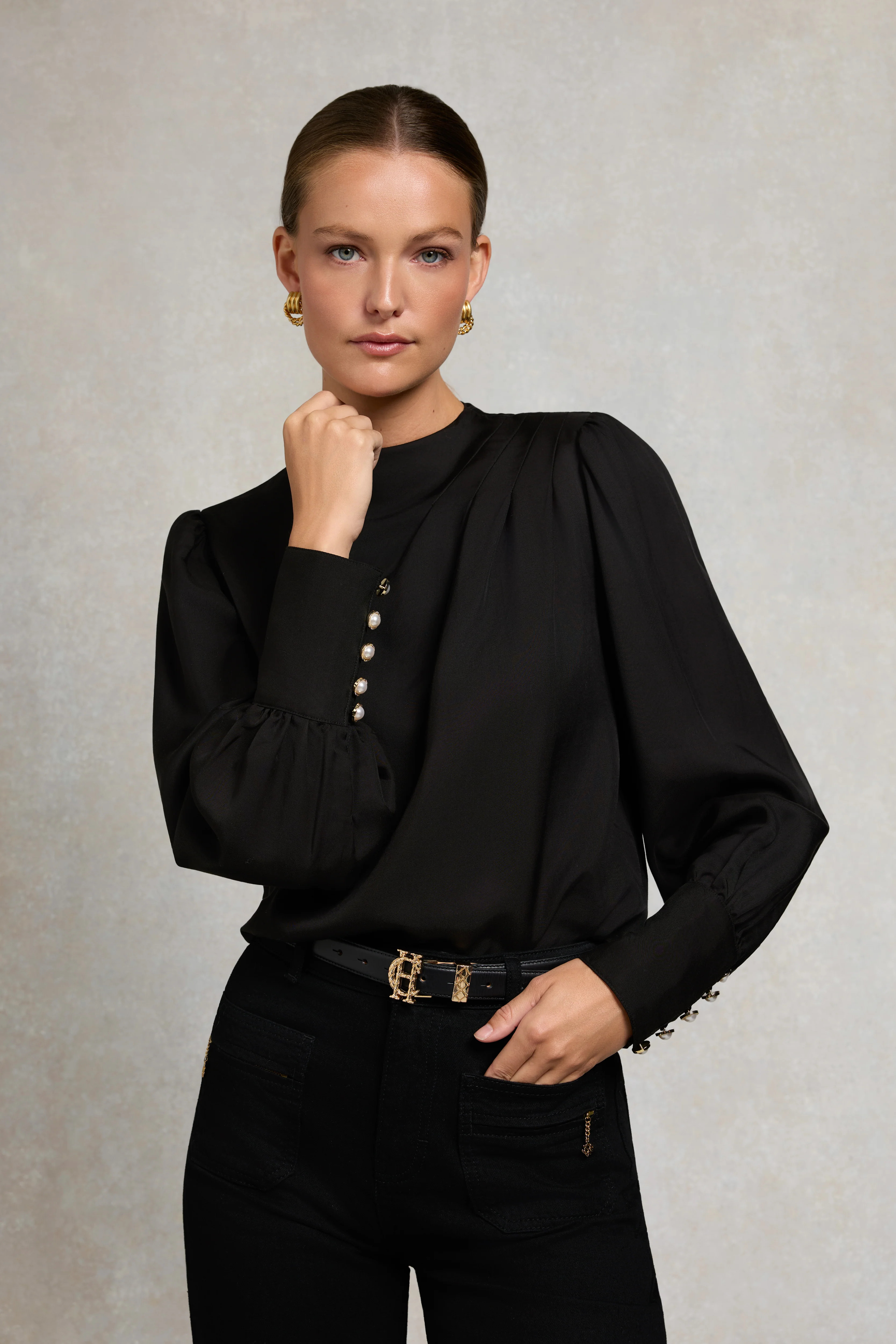 Sarah Blouse (Black) | Holland Cooper