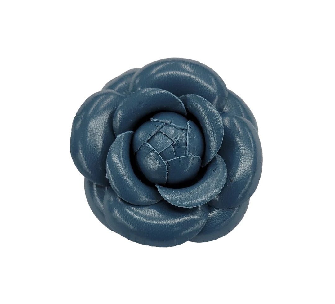 M&S Schmalberg 3" Classic Camellia - Heather Blue Leather Camellia Flower Brooch Pin - Etsy Canad... | Etsy (US)