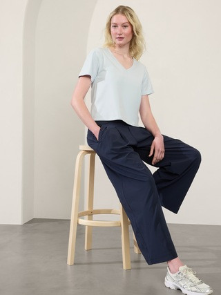 Essential V-Neck Tee | Athleta