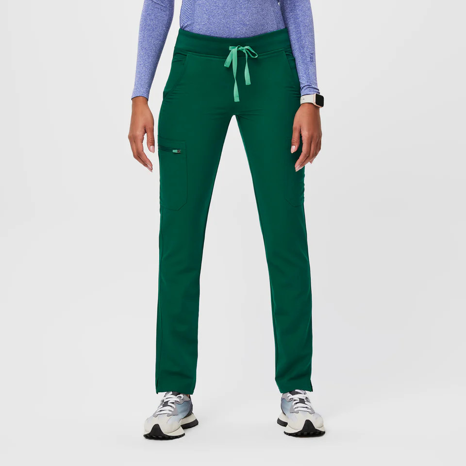 Women’s Yola™ Skinny Scrub Pants 2.0 - Hunter Green · FIGS | FIGS