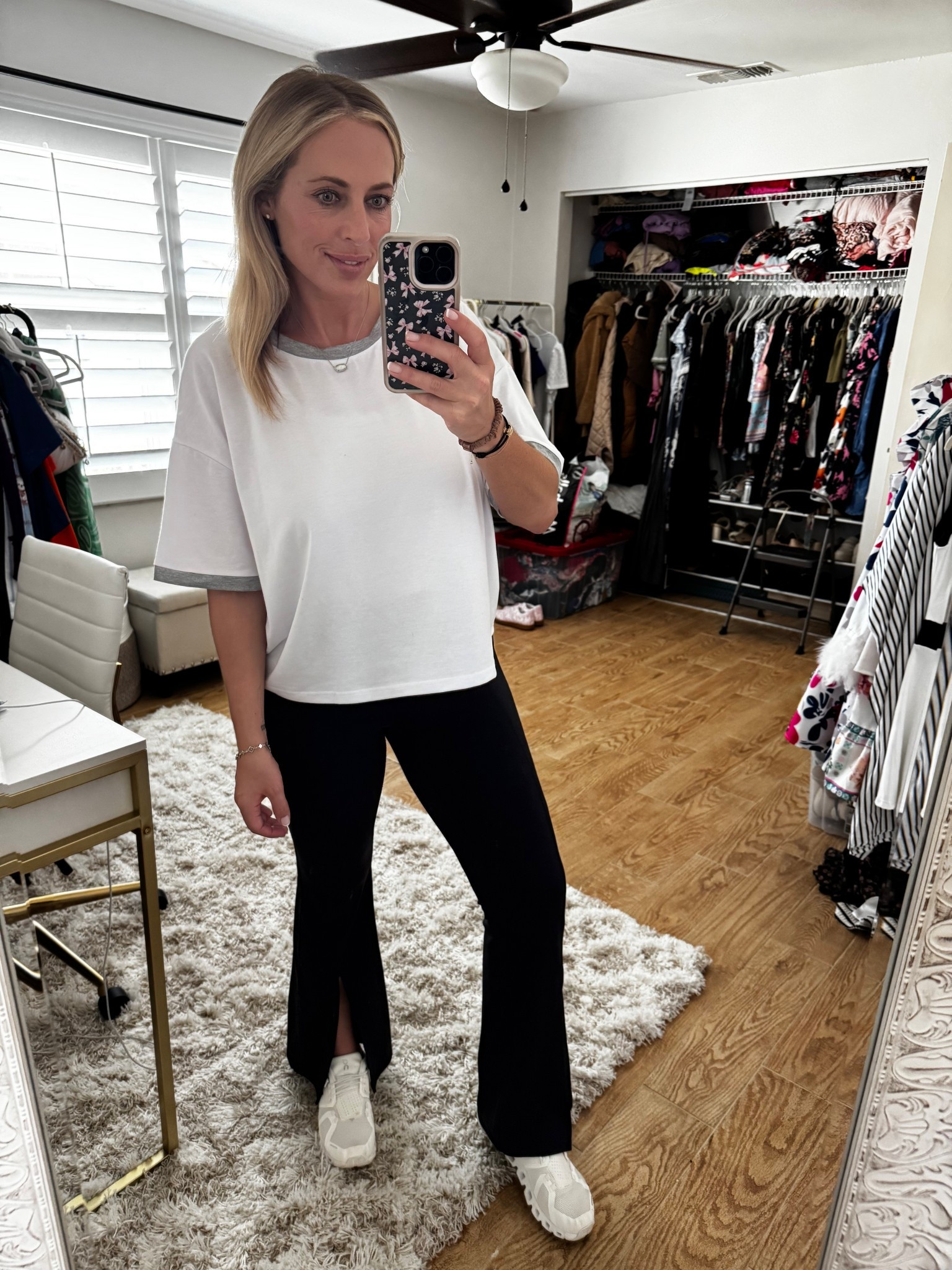 Casual outfit 

#LTKFindsUnder100 #LTKMidsize #LTKFindsUnder50