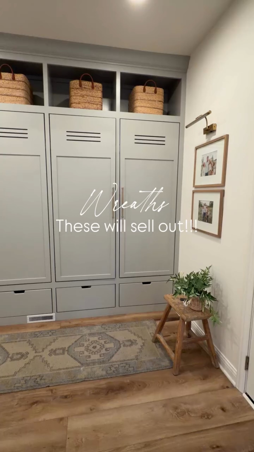 These 12” wreaths are the perfect touch to any space!! Hurry before they are gone!! 🎄

Follow and comment WREATH and I will send you the link directly to your messages. 

#christmaswreaths #porchdecor #holidaydecor 

Wreath, Christmas, holiday decor