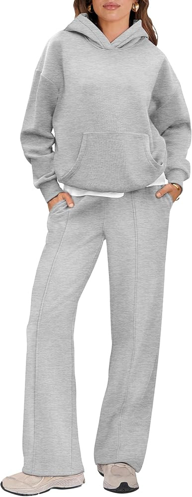 Caracilia Women's 2 Piece Outfits Sweatsuit Sets Oversized Hoodies Wide Leg Sweatpant Tracksuit 2... | Amazon (US)