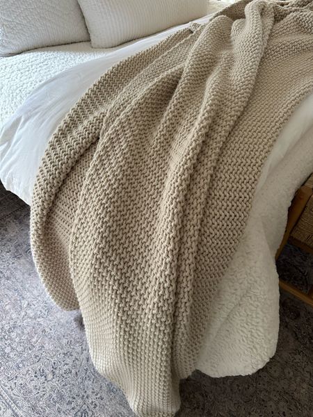 The viral target chunky knit blanket!

#LTKfindsunder50 #LTKhome #LTKstyletip