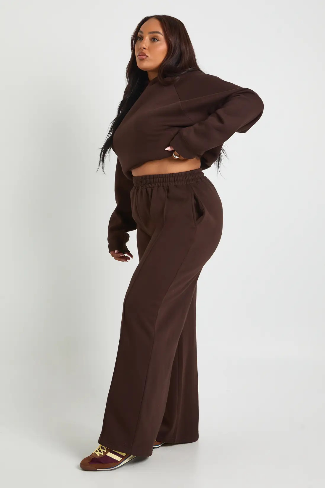 Chocolate Plus Core Basic Pintuck Detail Straight Leg Jogger | Boohoo | Boohoo.com (UK & IE)