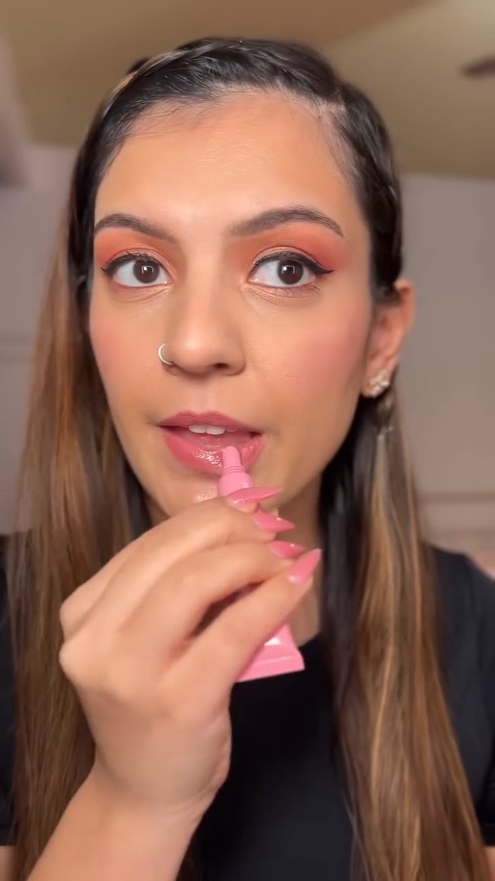 Welcome to the second edition of The Lip Balm Chronicles—your go-to guide for hydrated, nourished lips! ✨ Today, I’m testing out the @rhode Peptide Lip Tints. Are they a must-have lip balm for you? Let me know! 

#LTKbeauty #LTKcanada