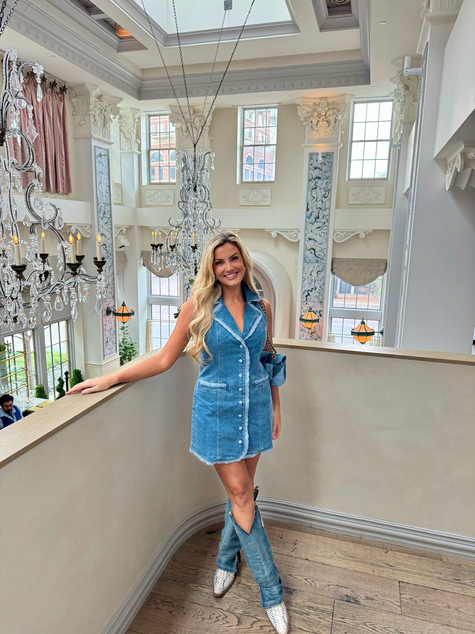 A denim on denim moment 👖 love a modern Canadian tuxedo! Perfect for a brunch, afternoon date, or even a night out!

#LTKootd